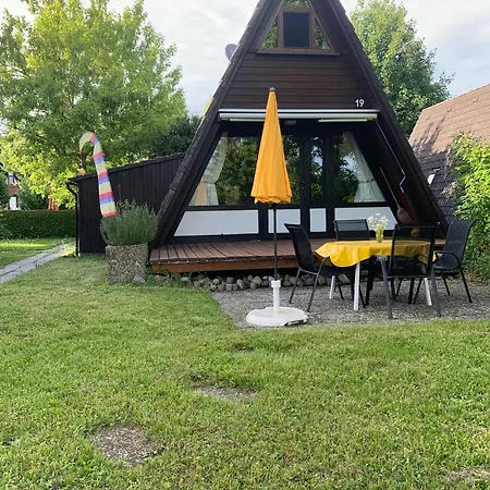 Cozy Non-smoking With Mountain View And Garden Apartment Immenstaad am Bodensee